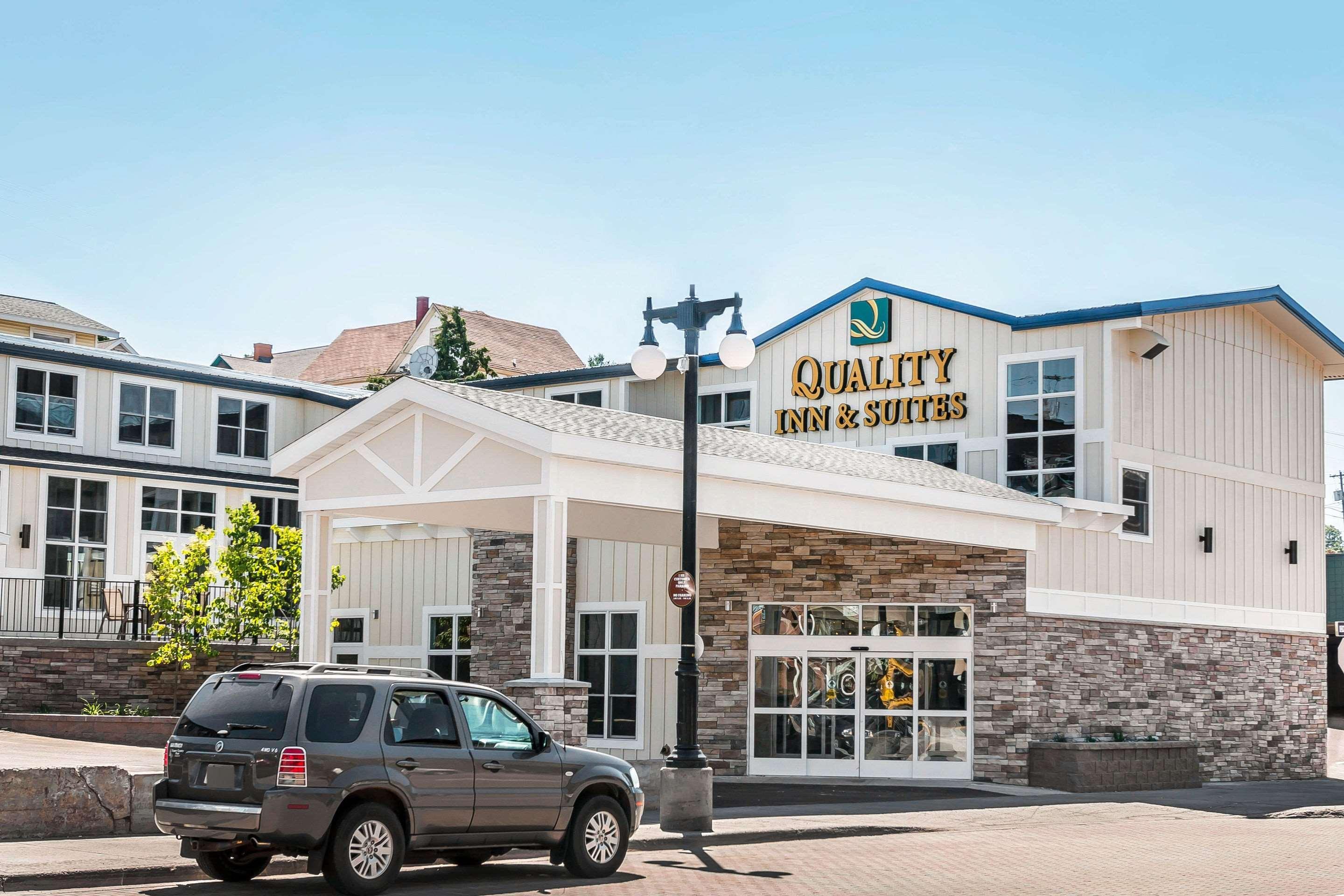 Quality Inn & Suites Houghton Exterior photo